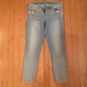 EUC Blank NYC Cropped Jeans Size 26